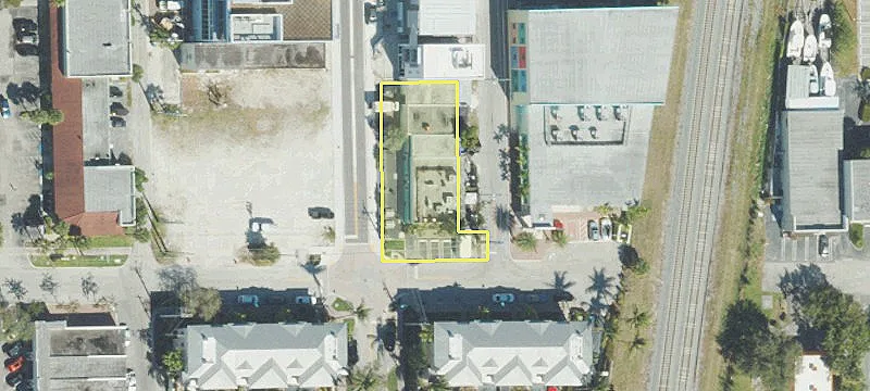 301 3rd Ave