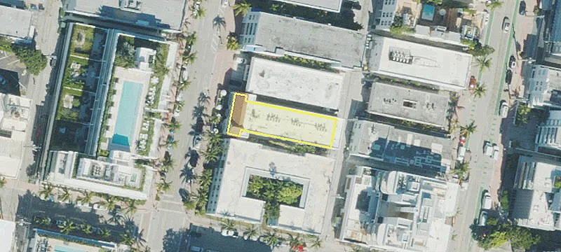 321 Collins Ave