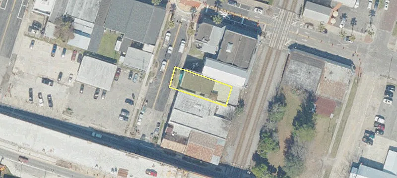 118 Thompson St