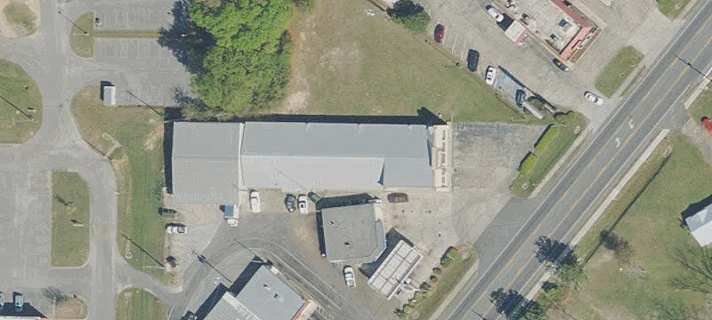 1218 Main St