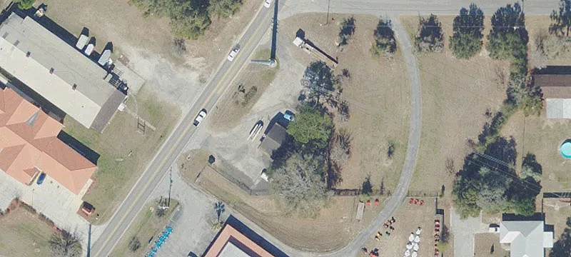105 Commercial Cir