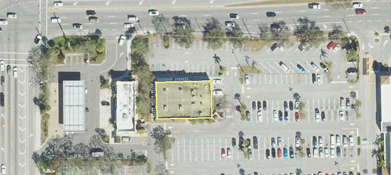 4796 Congress Ave