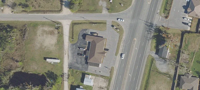 6715 Hwy 77