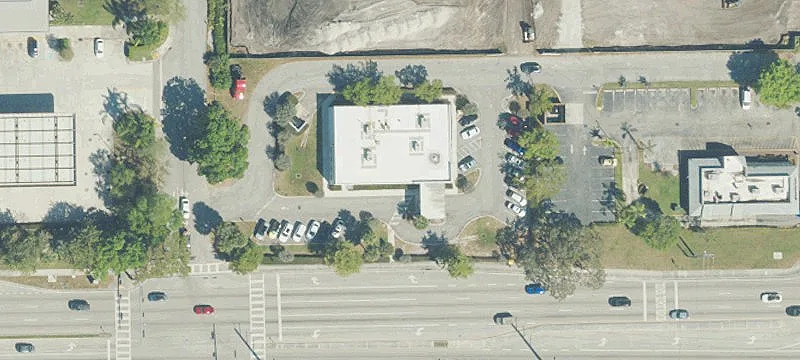 2301 Oakland Park Blvd