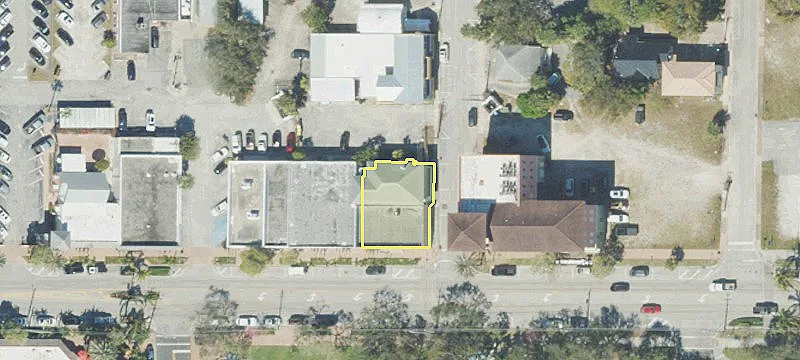 320 Denver Ave