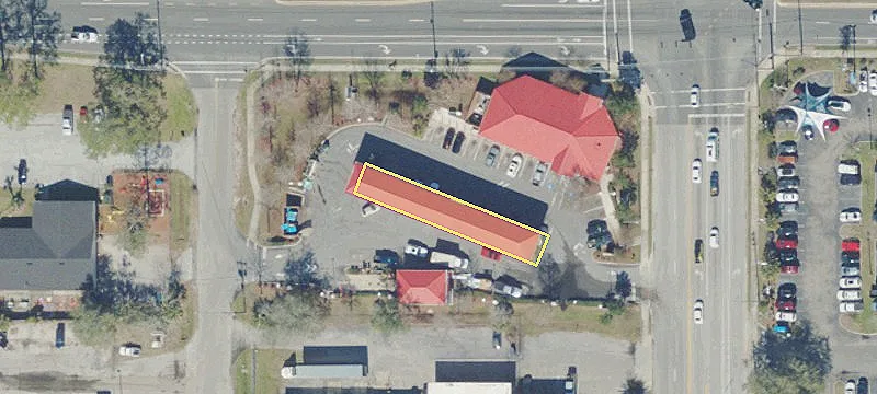 3838 Main St