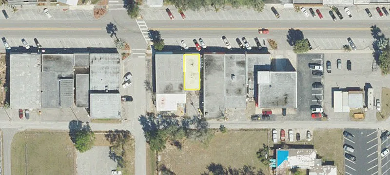 212 Interlake Blvd
