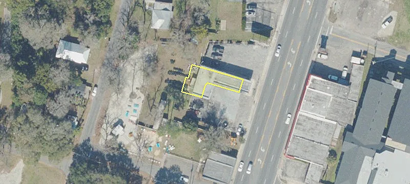 207 Temple Ave