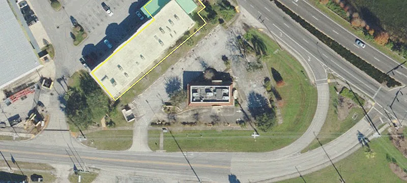 1855 Memorial Blvd