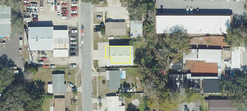 1385 Lady Marion Ln