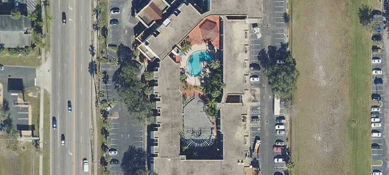 3001 University Ctr Dr