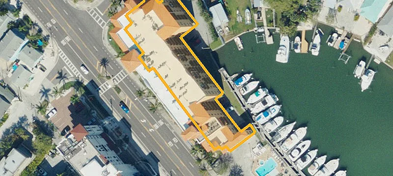 13235 Gulf Blvd, Unit 304