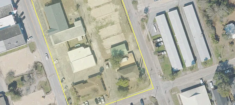 322 Long Ave