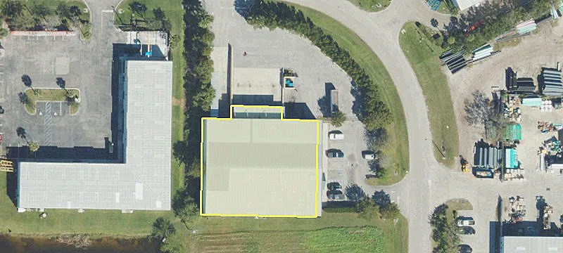 7385 Commercial Cir