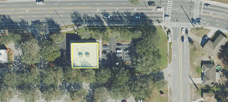 2090 Saxon Blvd, Unit 101