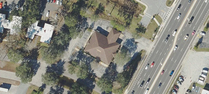 1000 Broad St