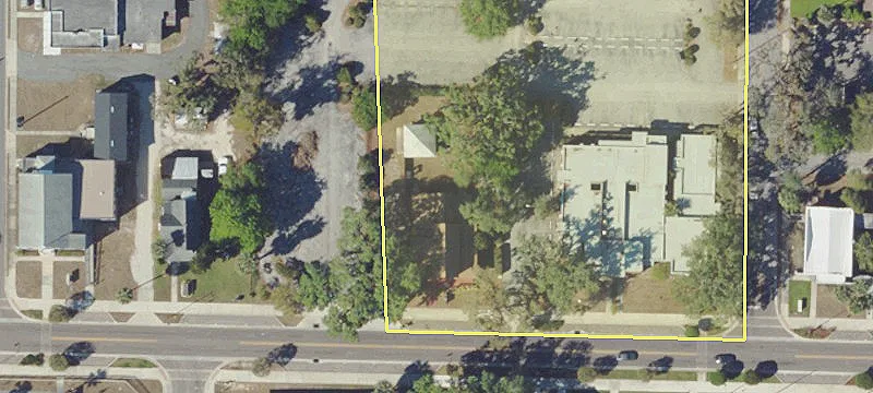 1012 Main St