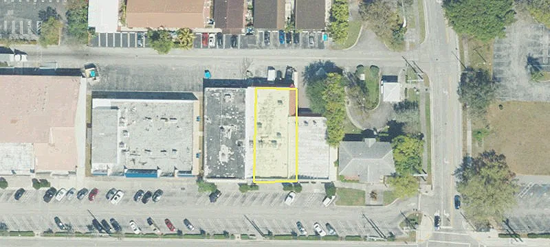 9621-9625 Sample Rd
