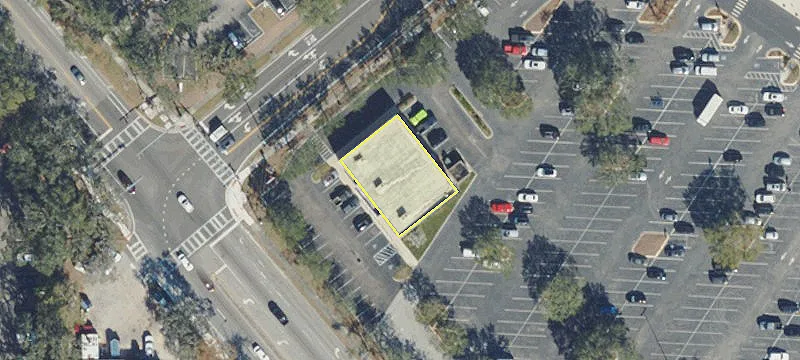 3305 Lithia Pinecrest Rd