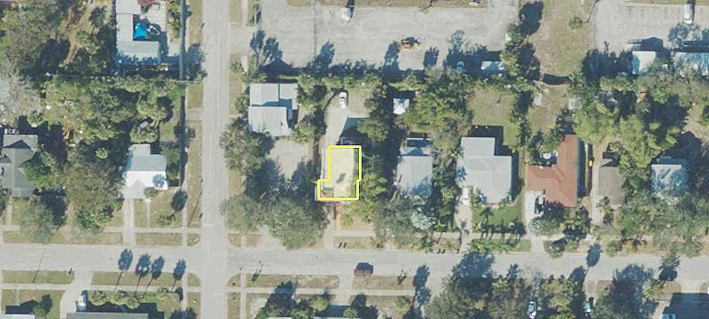 704 Lincoln Ave