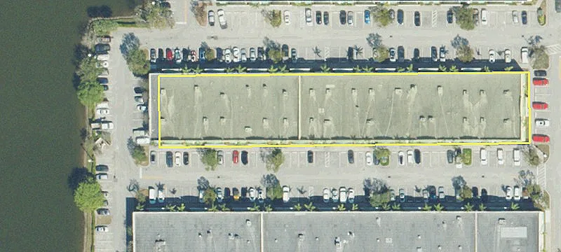 1811-1813 Banks Rd
