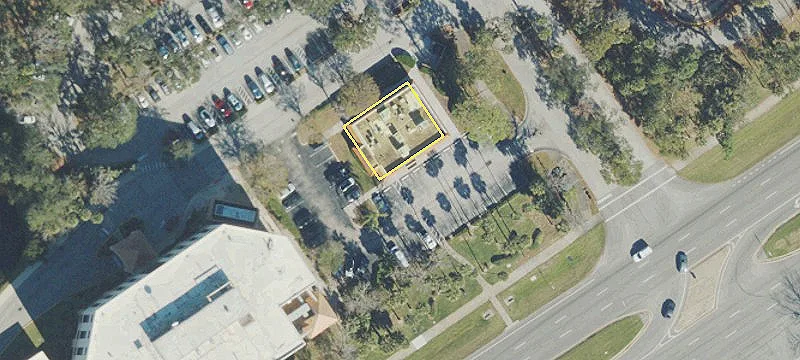 1037 Dunlawton Ave