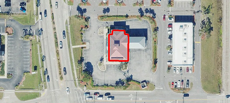 2390 Tamiami Trl