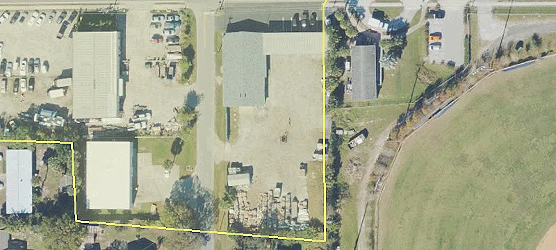 1717 Aurora Rd