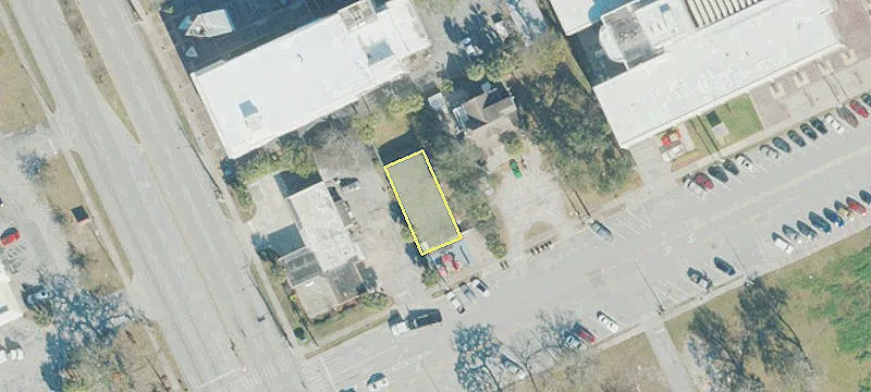 232 Bay St