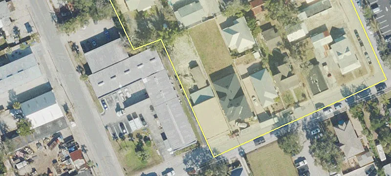 313 Julia St