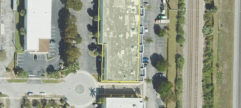 104 Commerce Rd