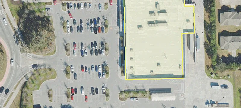 955 Woodland Blvd