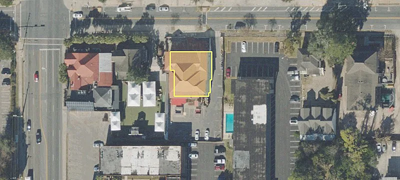 447 College Ave