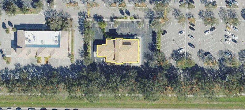 2815 University Pkwy