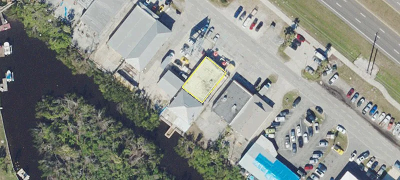 4095 Tamiami Trl