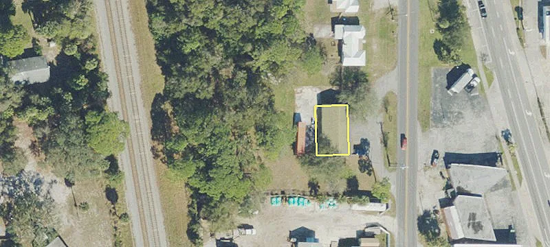 1228 Hopkins Ave