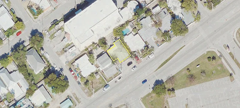 2011 Flagler Ave
