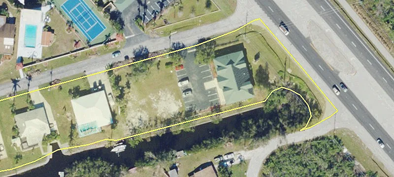 3691 Tamiami Trl
