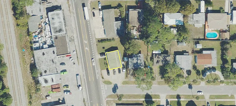 3333 Hopkins Ave