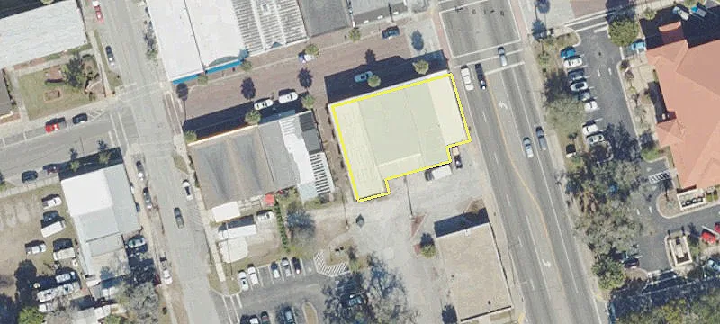 411 Walnut St