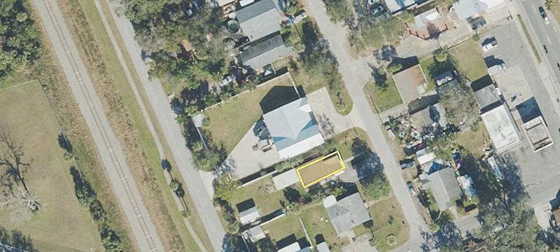 640 Dora St