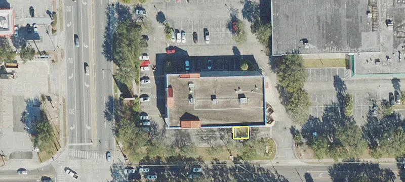901 Woodland Blvd