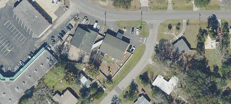 120 Parkwood Dr