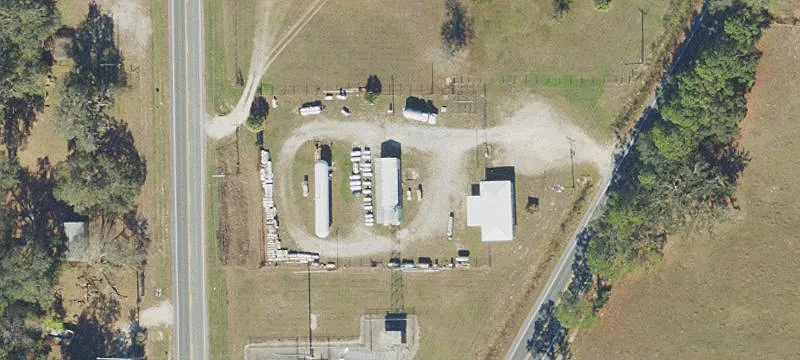 1352 Hwy 351
