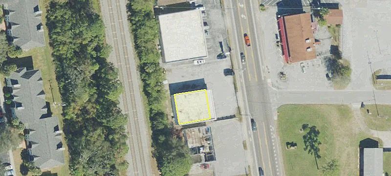 3558 Hopkins Ave