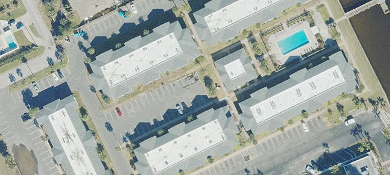 303 Riverside Dr