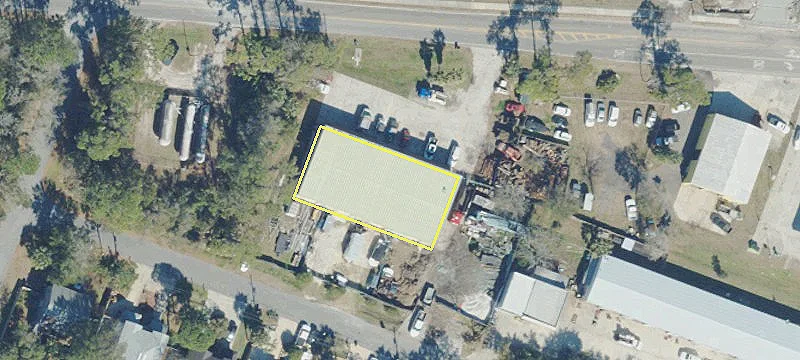 72 Levy Rd