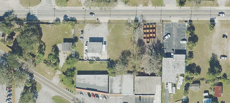1129 Peachtree St