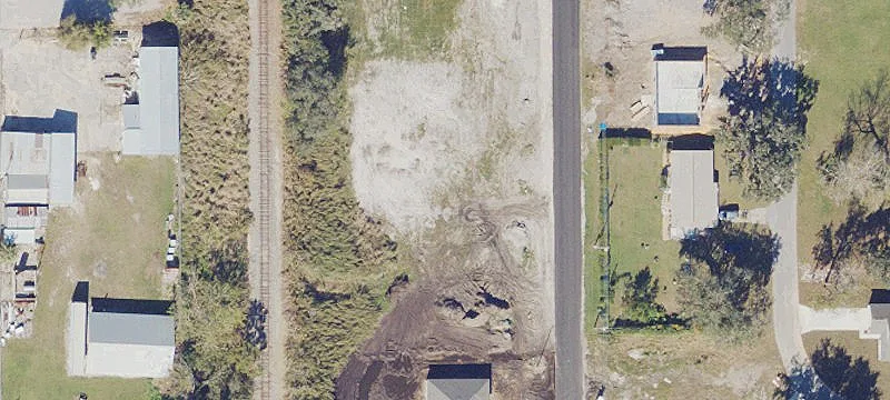 260 Lk Ave