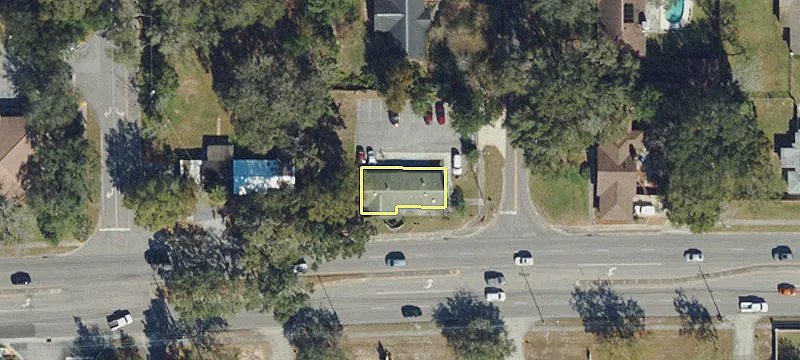 502 Lumsden Rd